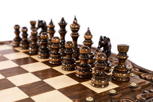 Table d'Echecs avec Ornements Roi